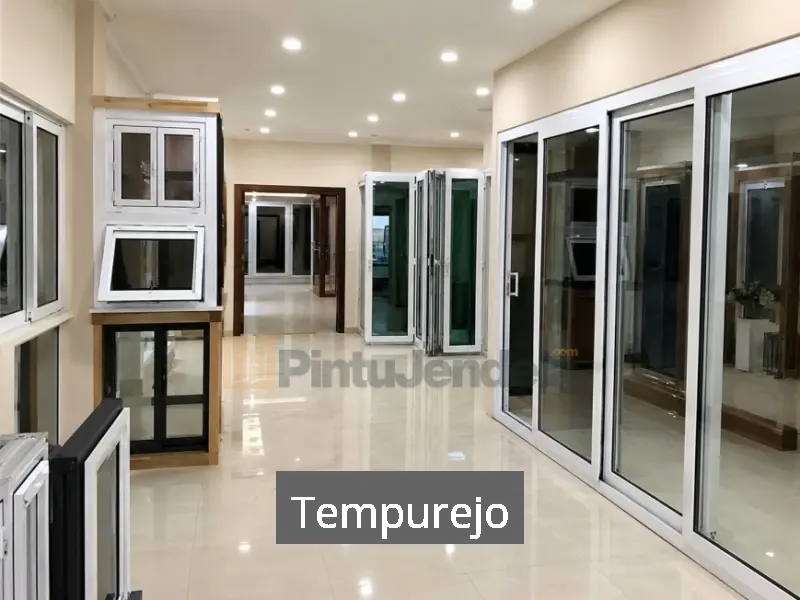 Jendela UPVC Minimalis Tempurejo