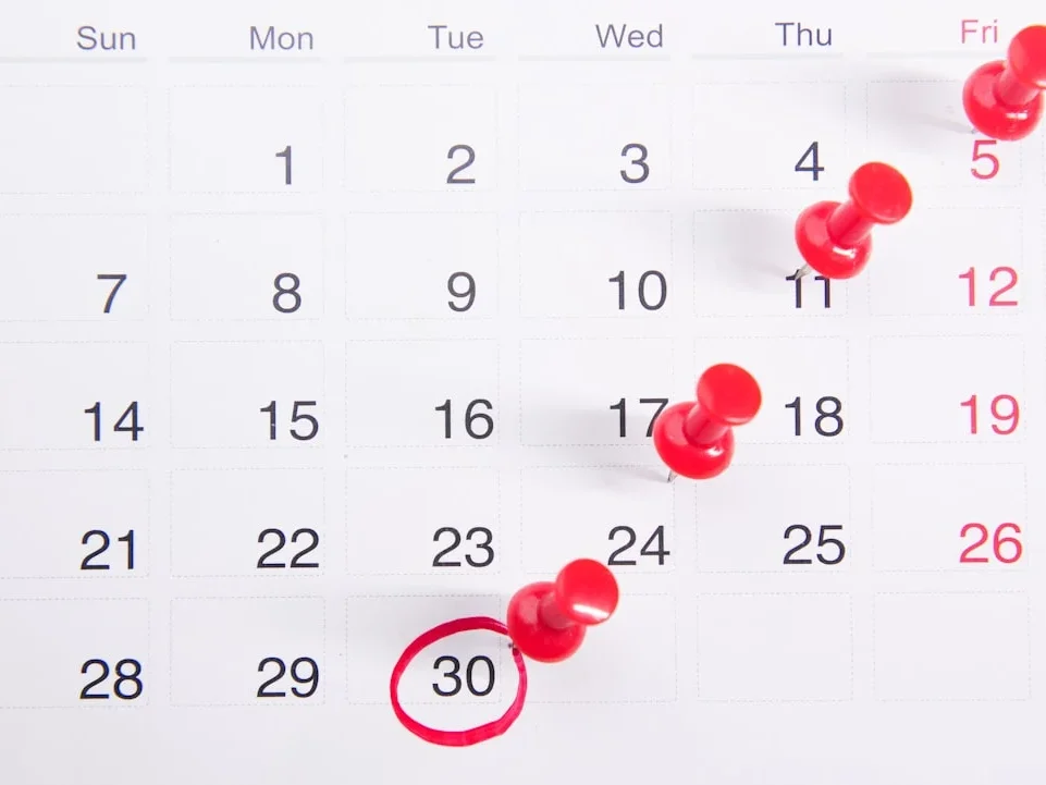 Calendar Long Term Clock