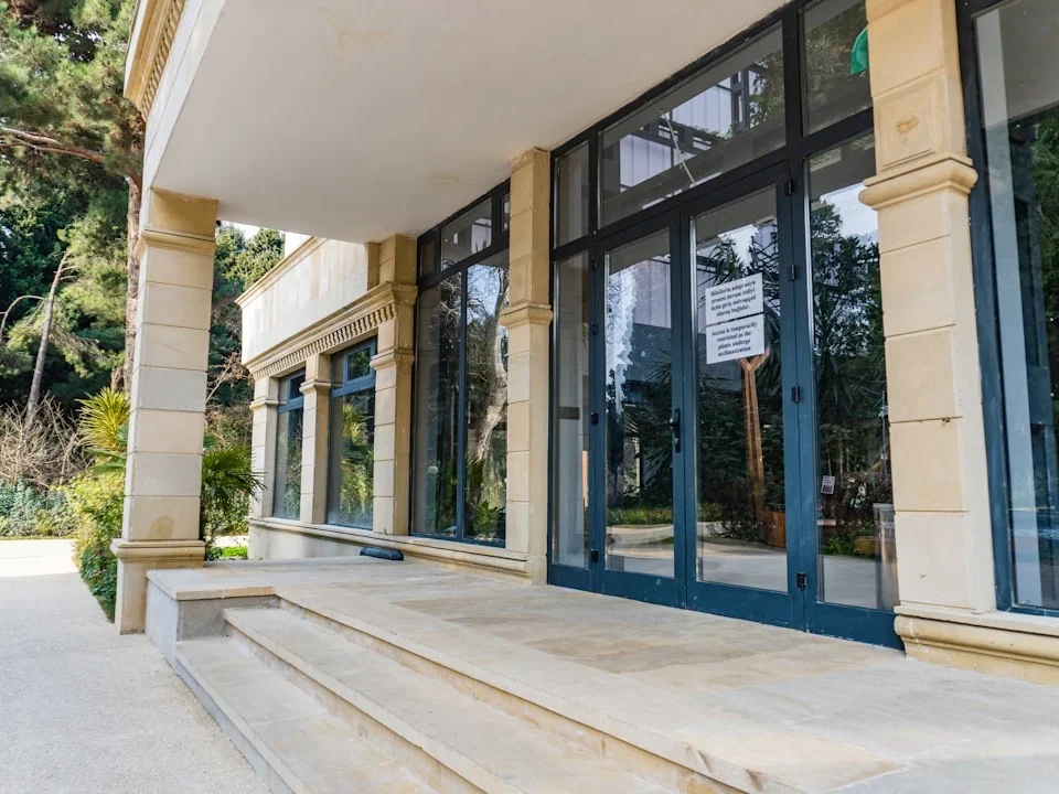 Choosing Automatic Door UPVC Door Guide