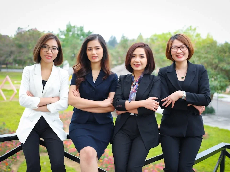 Expert Team Quality Service Customer Satisfaction