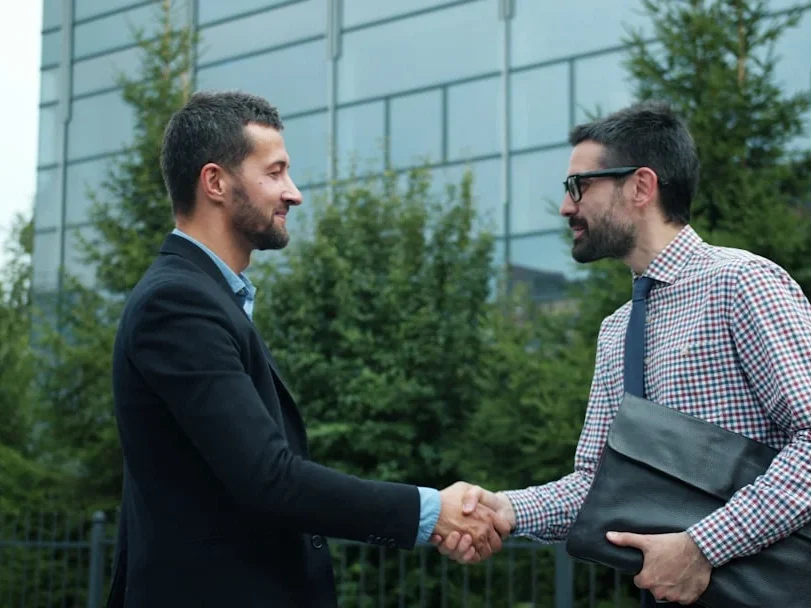 Handshake Trusted Vendor Good Service