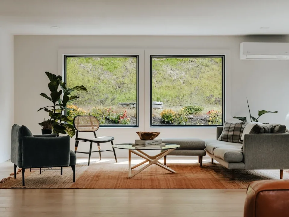 Traditional Window Modern Window Comparison