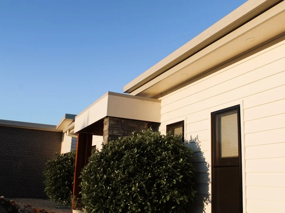UPVC Window Frame Modern House Exterior Building Materials
