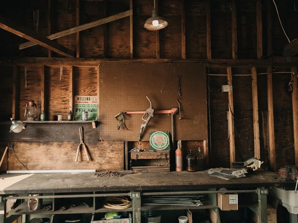Wood Workshop Carpentry Shop