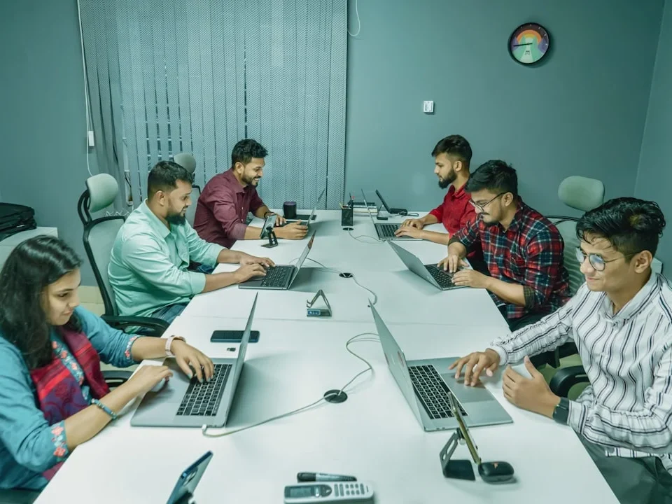 Customer Satisfaction Expert Team