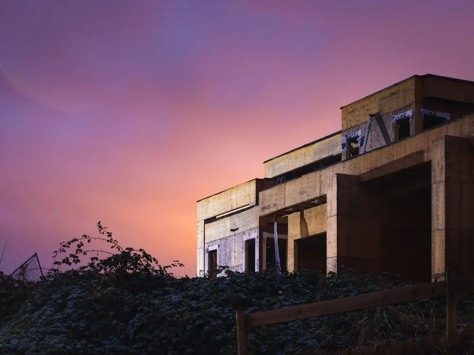 Extreme Weather Resistance Modern House