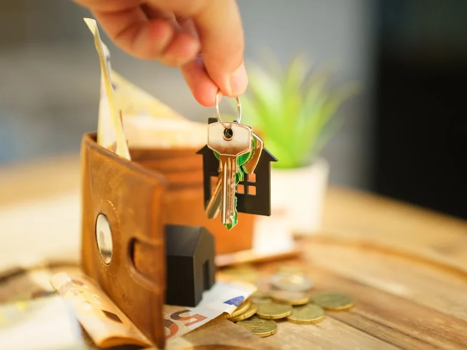 House Value Money Saving
