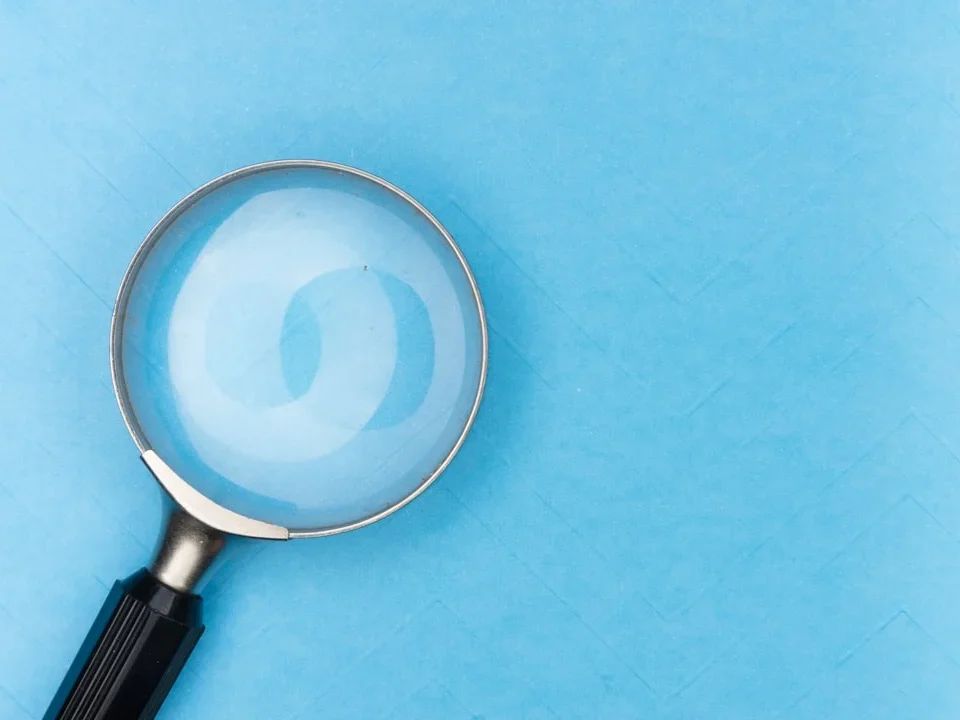 Magnifying Glass Quality Check
