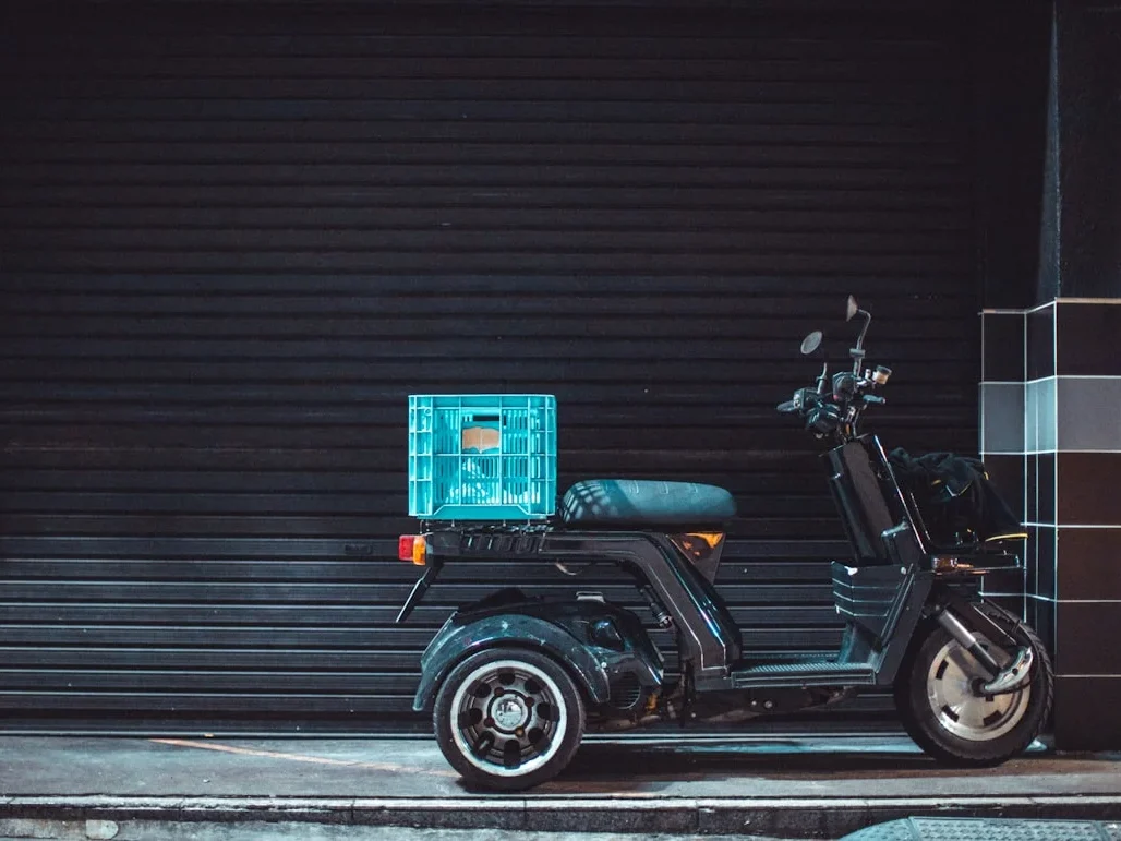 Online Shopping Cart Laptop Shopping Delivery Truck