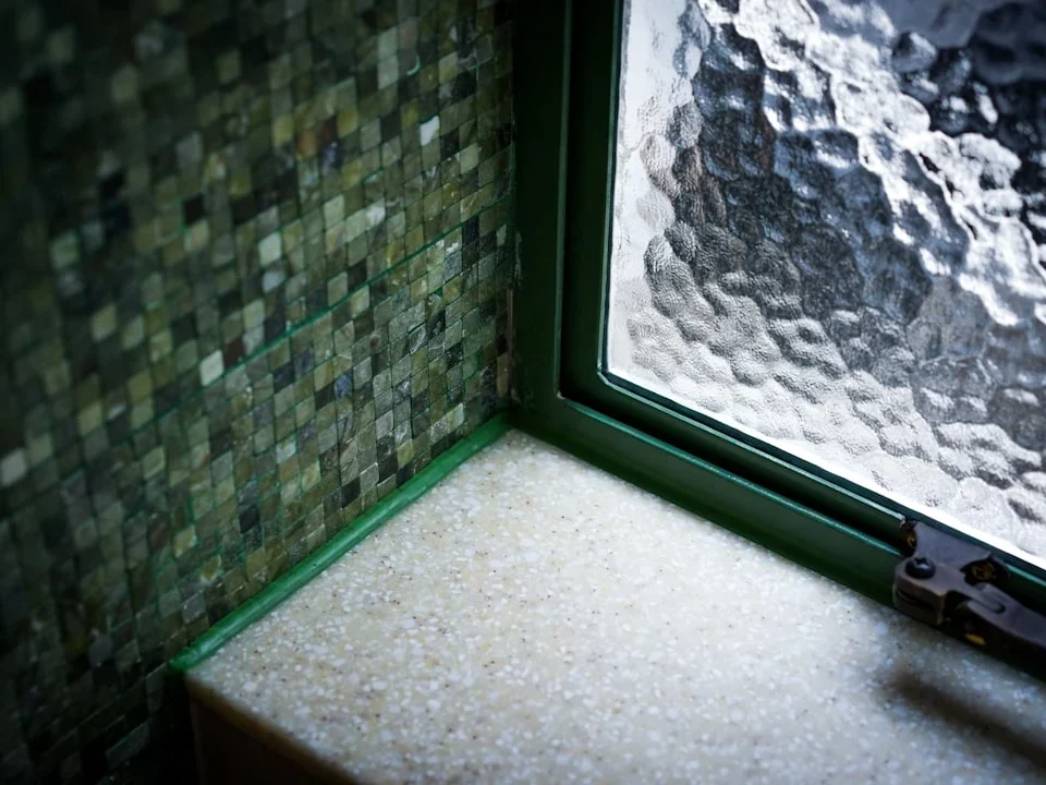 Soundproof Window Water Seal