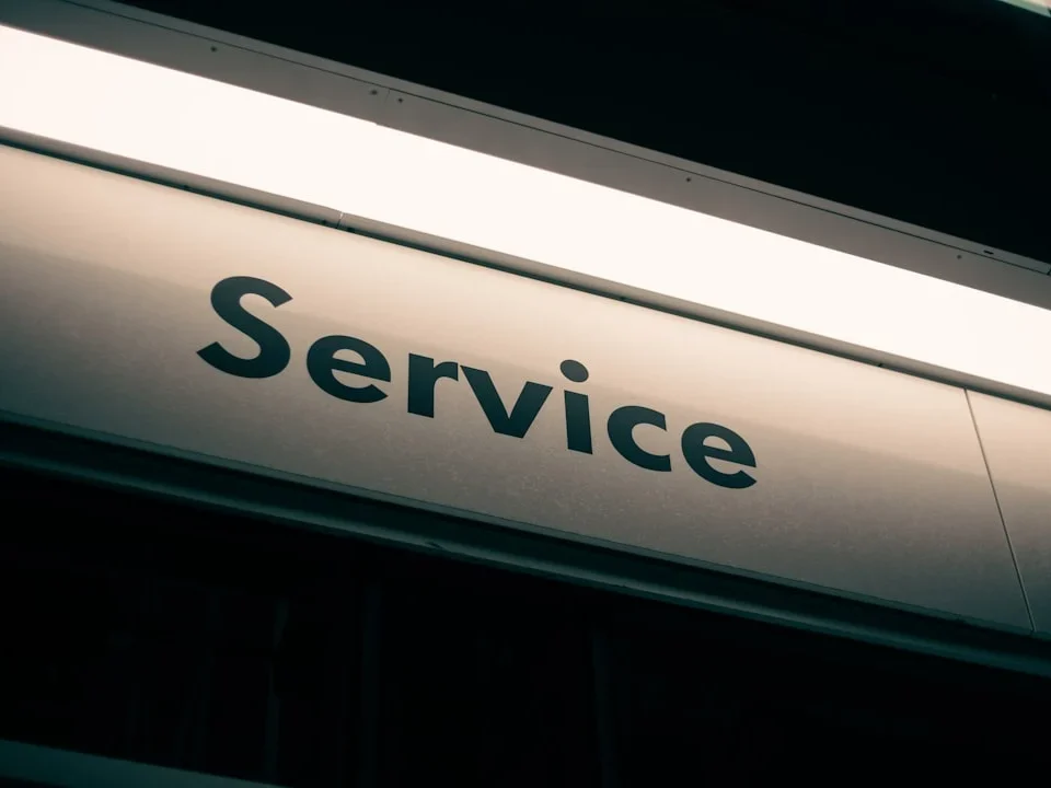 Trusted Service Local Expert